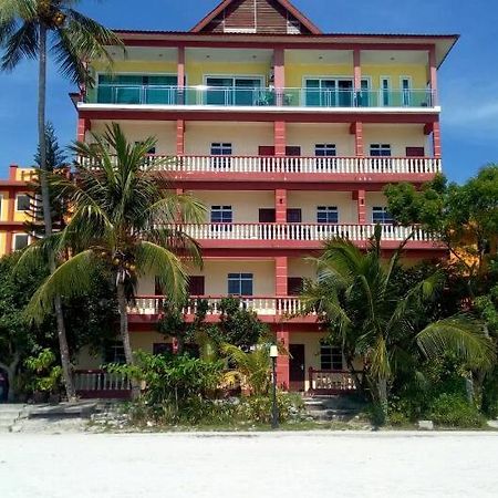 Melati Tanjong Beach Resort Pantai Cenang  Luaran gambar