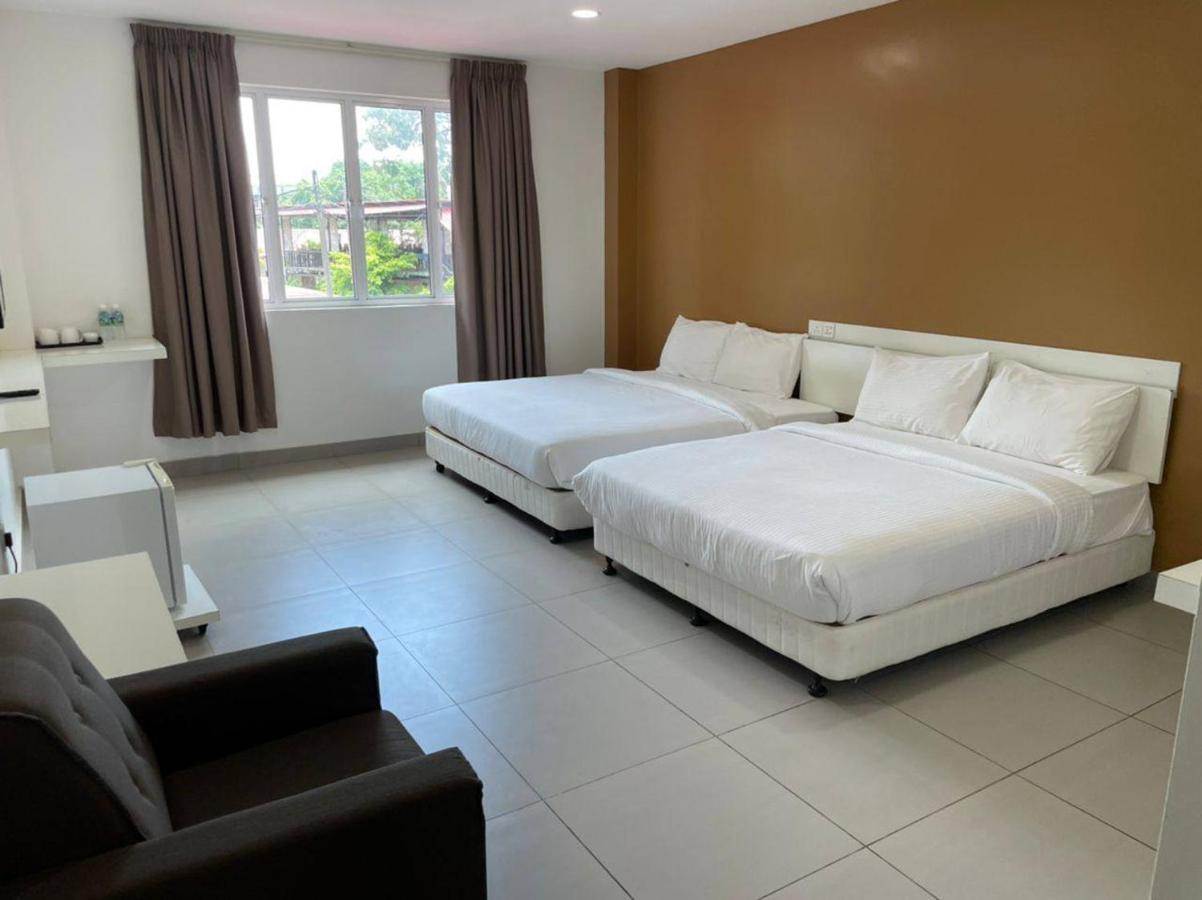 Melati Tanjong Beach Resort Pantai Cenang  Luaran gambar